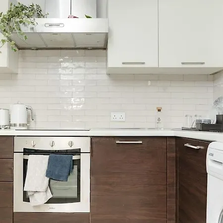 Апартаменты Cozy 1bdr Penthouse In Gzira! Near Front And Wifi